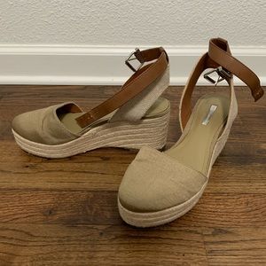 BCBGeneration platform sandals - 8.5